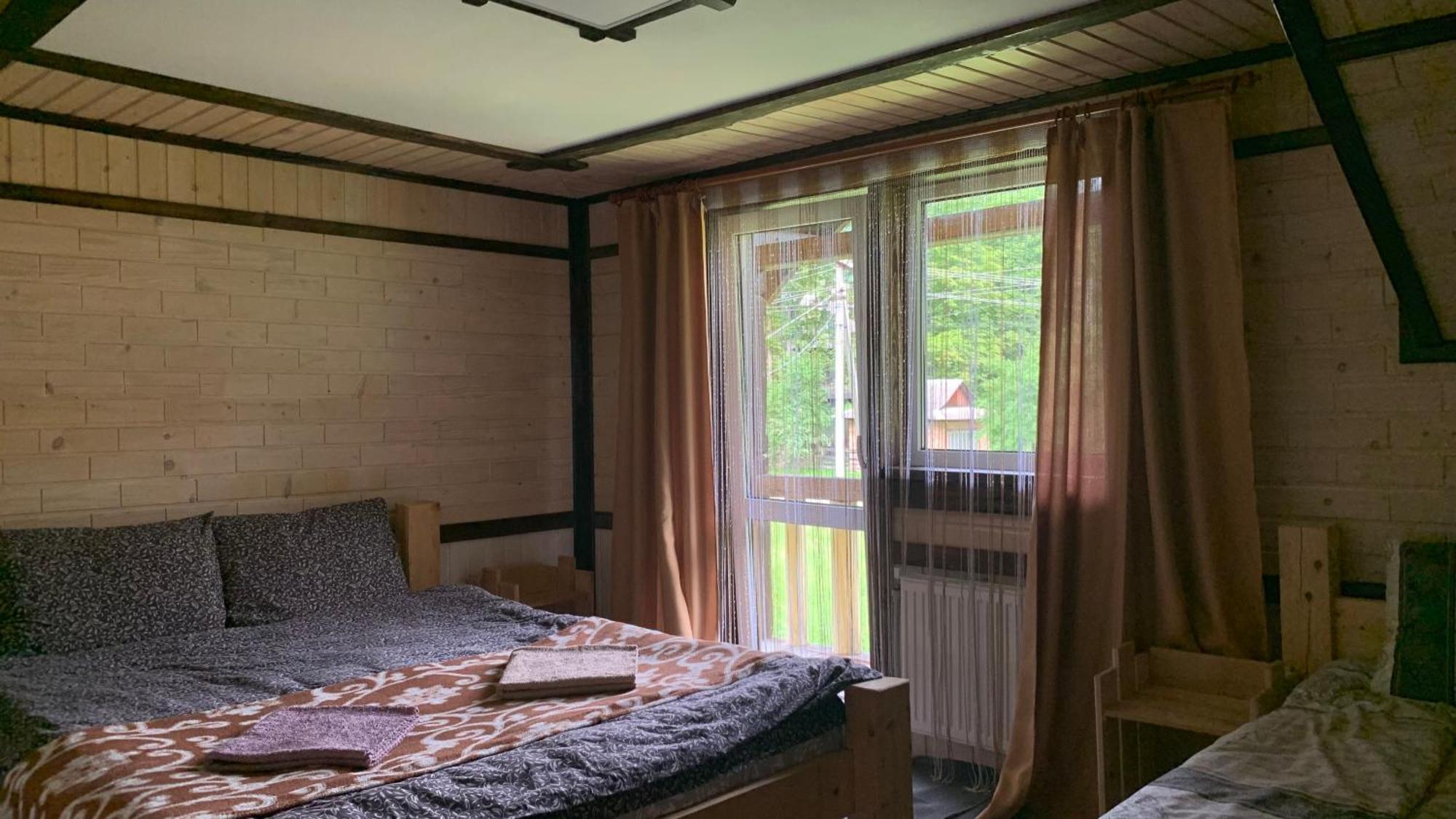 7+Я Villa Verkhovyna Buitenkant foto